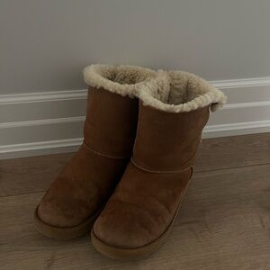 UGG Bailey Bow boots